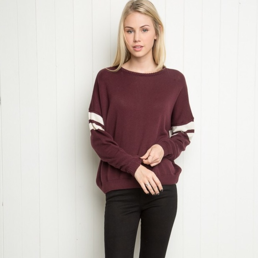 BRANDY MELVILLE Maroon Veena Sweater Crew Neck